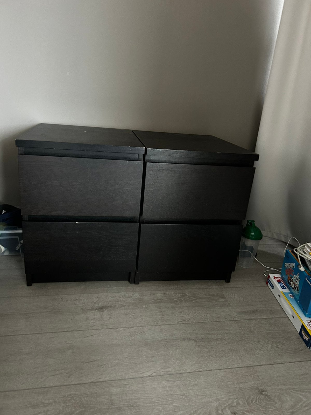 Malm nachtkastjes., Ophalen, Minder dan 50 cm, Gebruikt, 1 of 2 laden