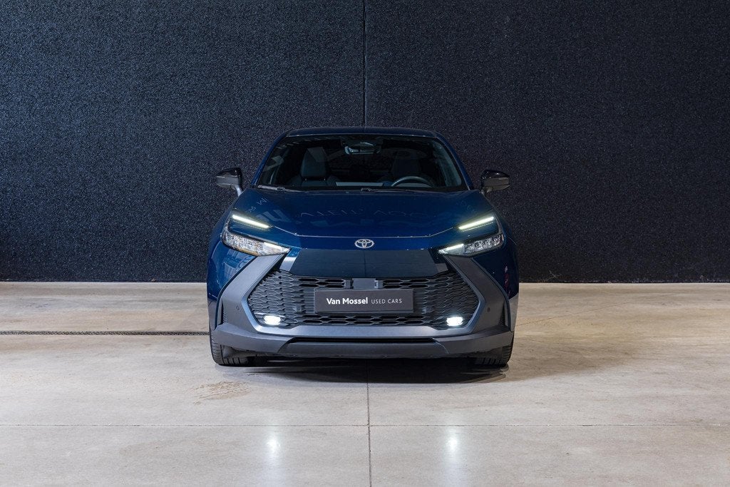 Toyota C-HR 1.8 VVT i-Hybrid C-Lub Mono-Tone E-CVT NAVI | CA, 4 cilinders, Bedrijf, 5 zetels, 5 deurs