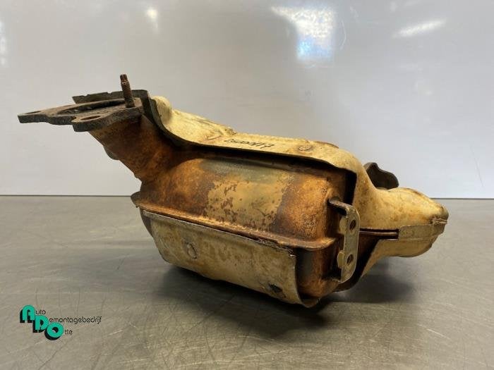 Catalyseur d'un Renault Clio (Clio 4 12-), Renault, -, 3 mois de garantie, Utilisé