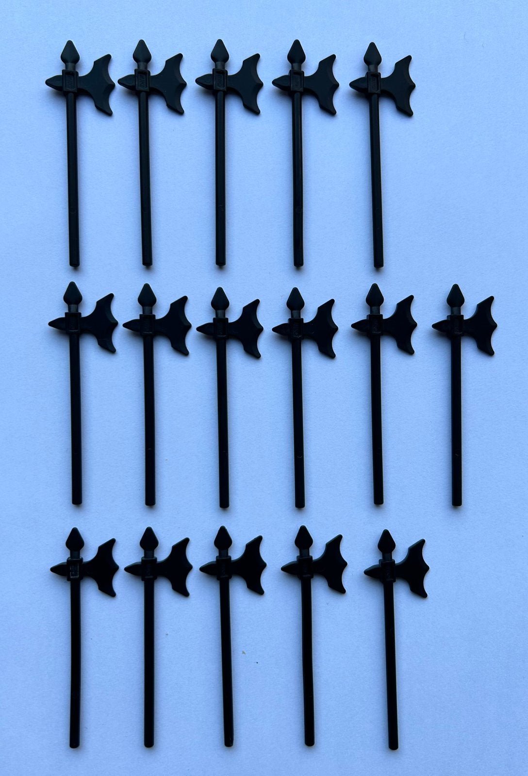 Hache hallebarde Lego noire (16x), Lego, Accessoire, Comme neuf, Complet