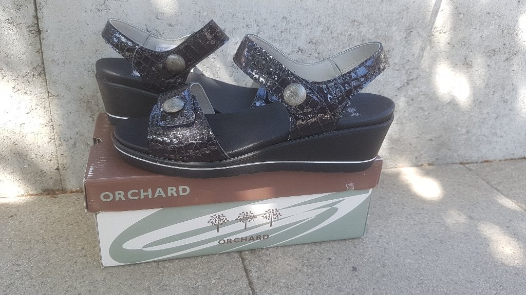 NIEUW SANDALEN SCHOEN VOOR VROUWEN MAAT 42 ZEER COMFORTABEL, Ophalen of Verzenden, Nieuw, Zwart, Sandalen of Muiltjes