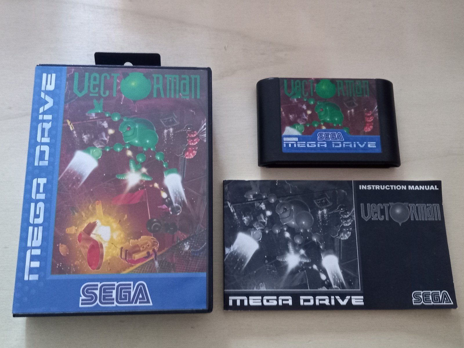 SEGA Mega Drive - Vectorman complet, Enlèvement ou Envoi, 1 joueur, À partir de 7 ans, Utilisé