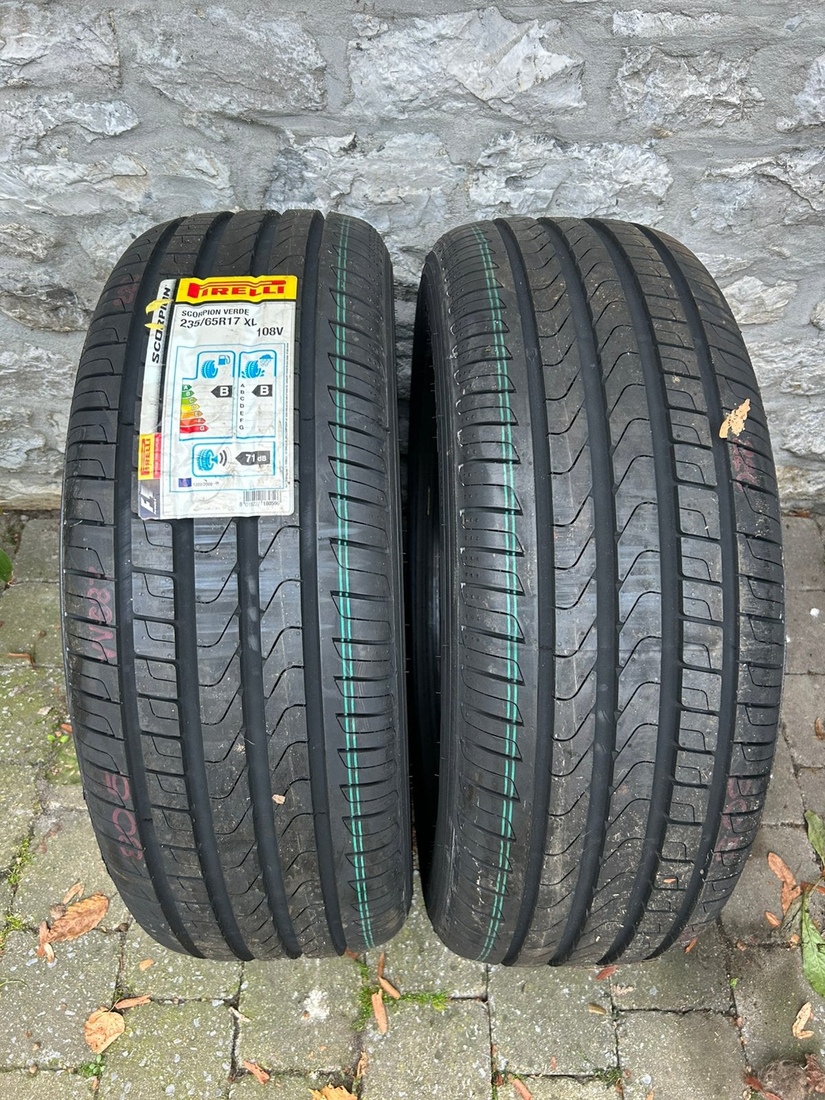 2 nouveaux pneus été pirelli 235/65/17 XL 108V, Neuf, Véhicule de tourisme, Pneus été, Enlèvement