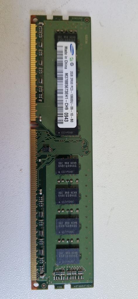 RAM PC 2 Go 2 Go 2RX8 PC3 (4 pièces), Informatique & Logiciels, DDR3, Enlèvement, Utilisé, Desktop