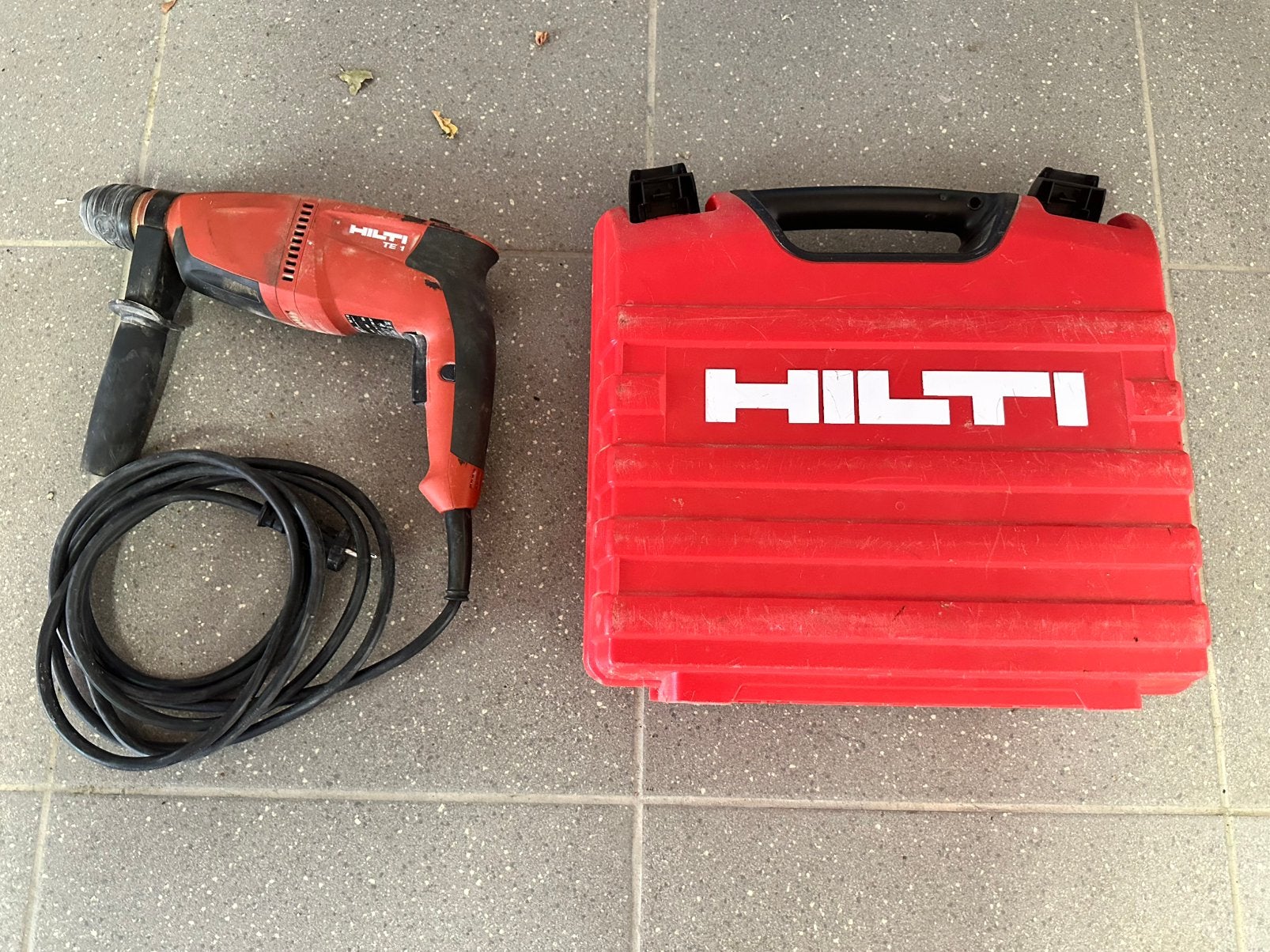 Hilti TE 1 boorhamer in goede staat, Ophalen, Zo goed als nieuw