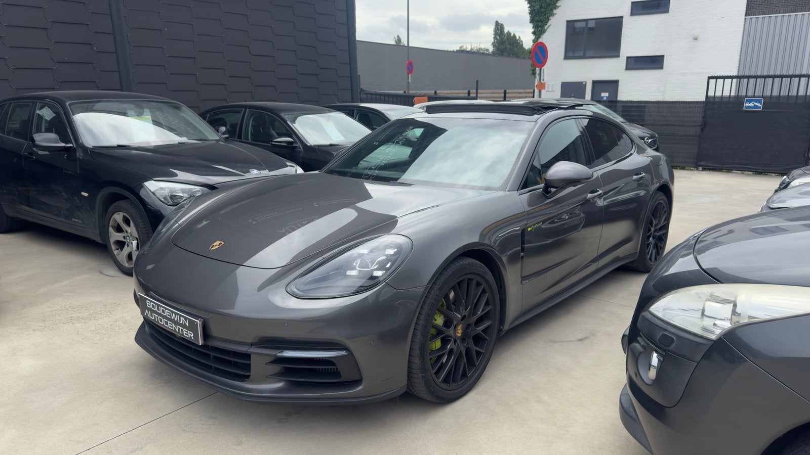 Porsche Panamera 4 E-Hybrid Benzine 3.0 Full Optie !, Auto's, Porsche, Automaat, Leder, Berline, Hybride Elektrisch/Benzine
