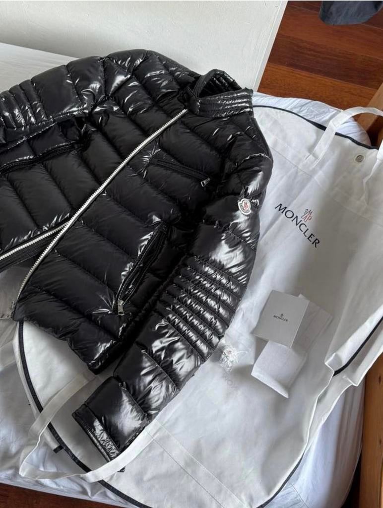 Moncler maat 3 top staat origineel, Ophalen of Verzenden, Zo goed als nieuw, Maat 52/54 (L), Zwart