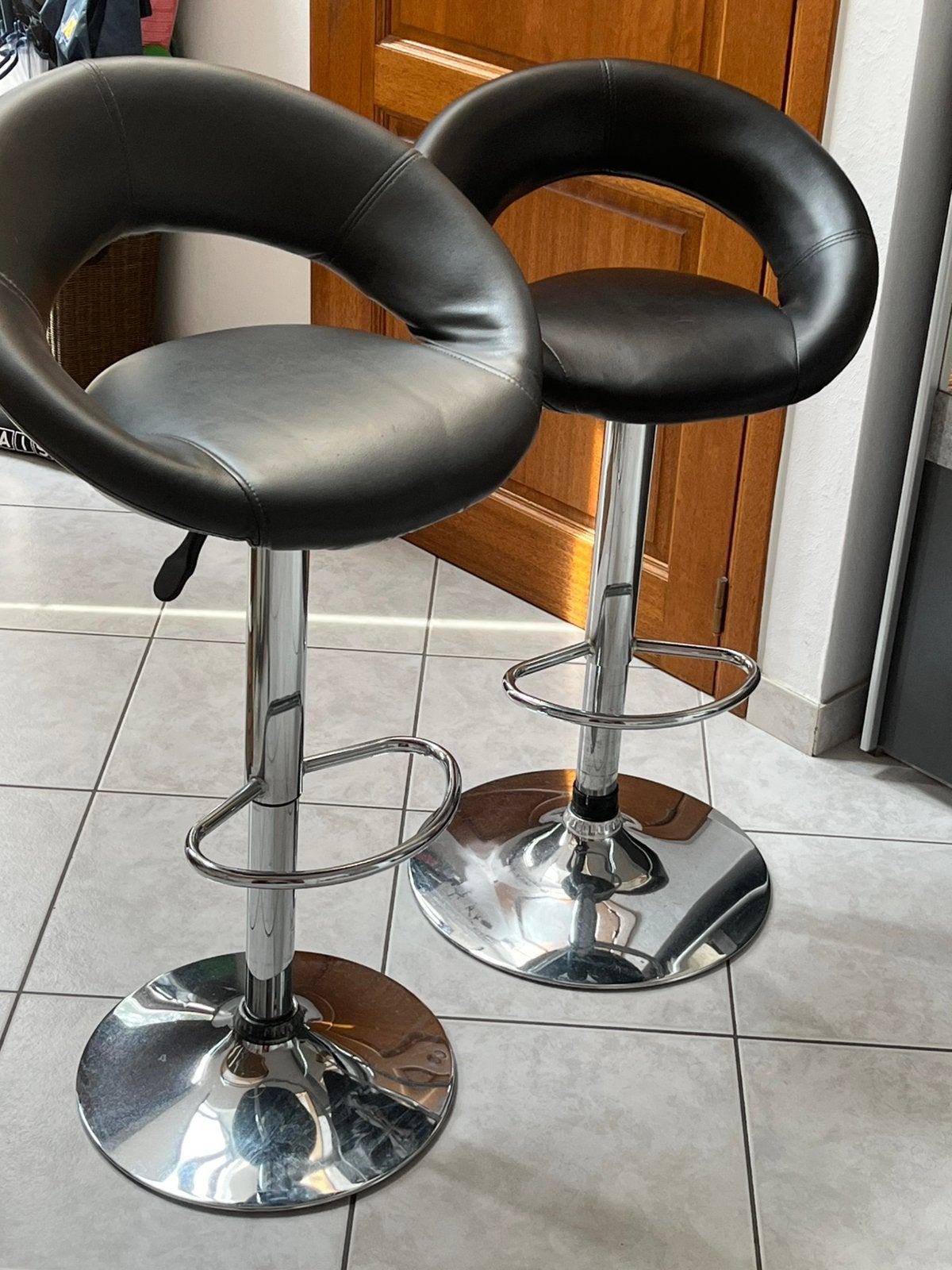Barkrukken, Ophalen, Kunststof, Gebruikt, 60 tot 90 cm