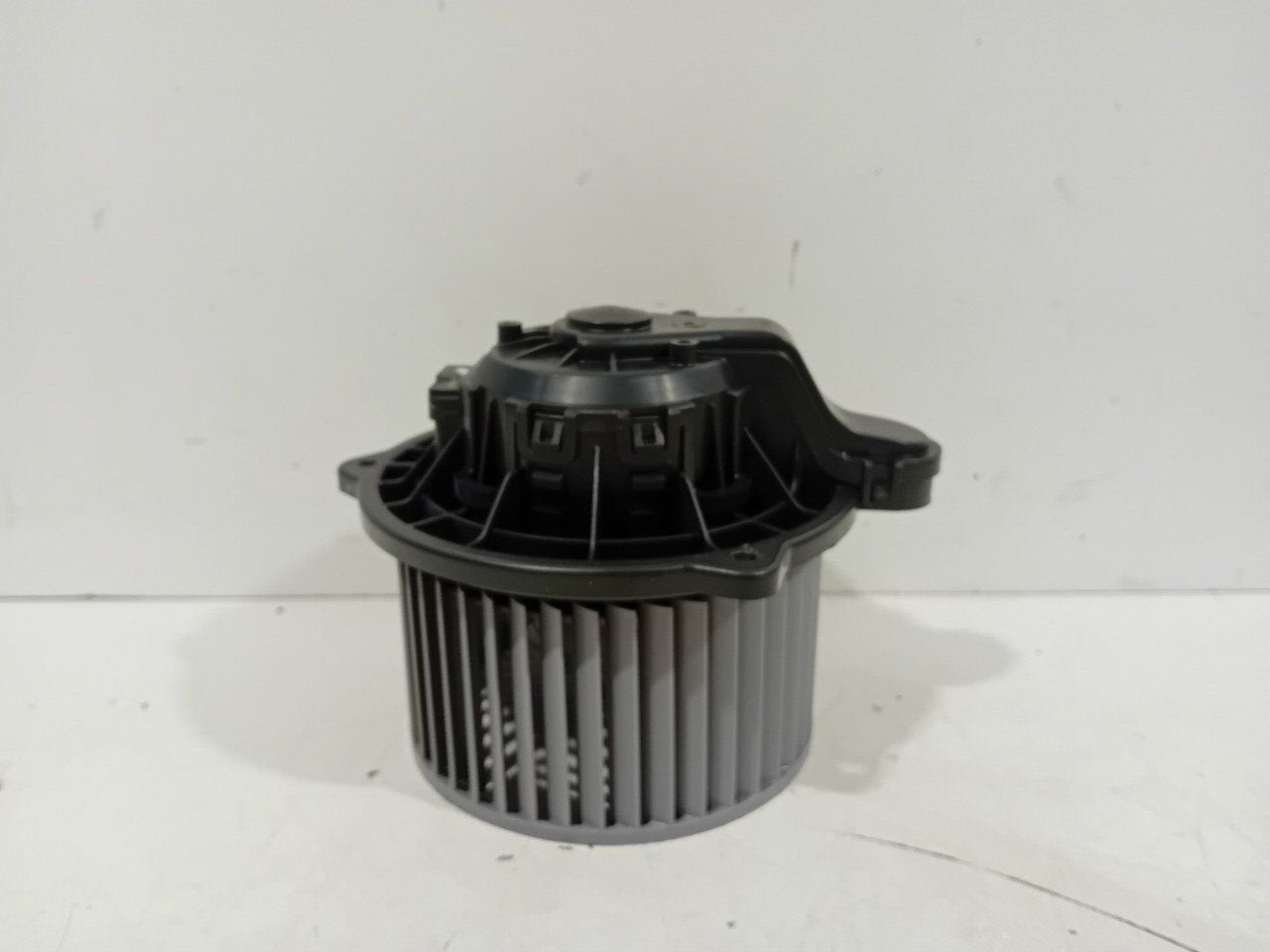 Kachel ventilator motor Hyundai iX 20, Onderdelen@venauto.nl, Van der Ven Autorecycling B.V., Gebruikt, Ettenseweg 76, 4706 PB Roosendaal, The Netherlands