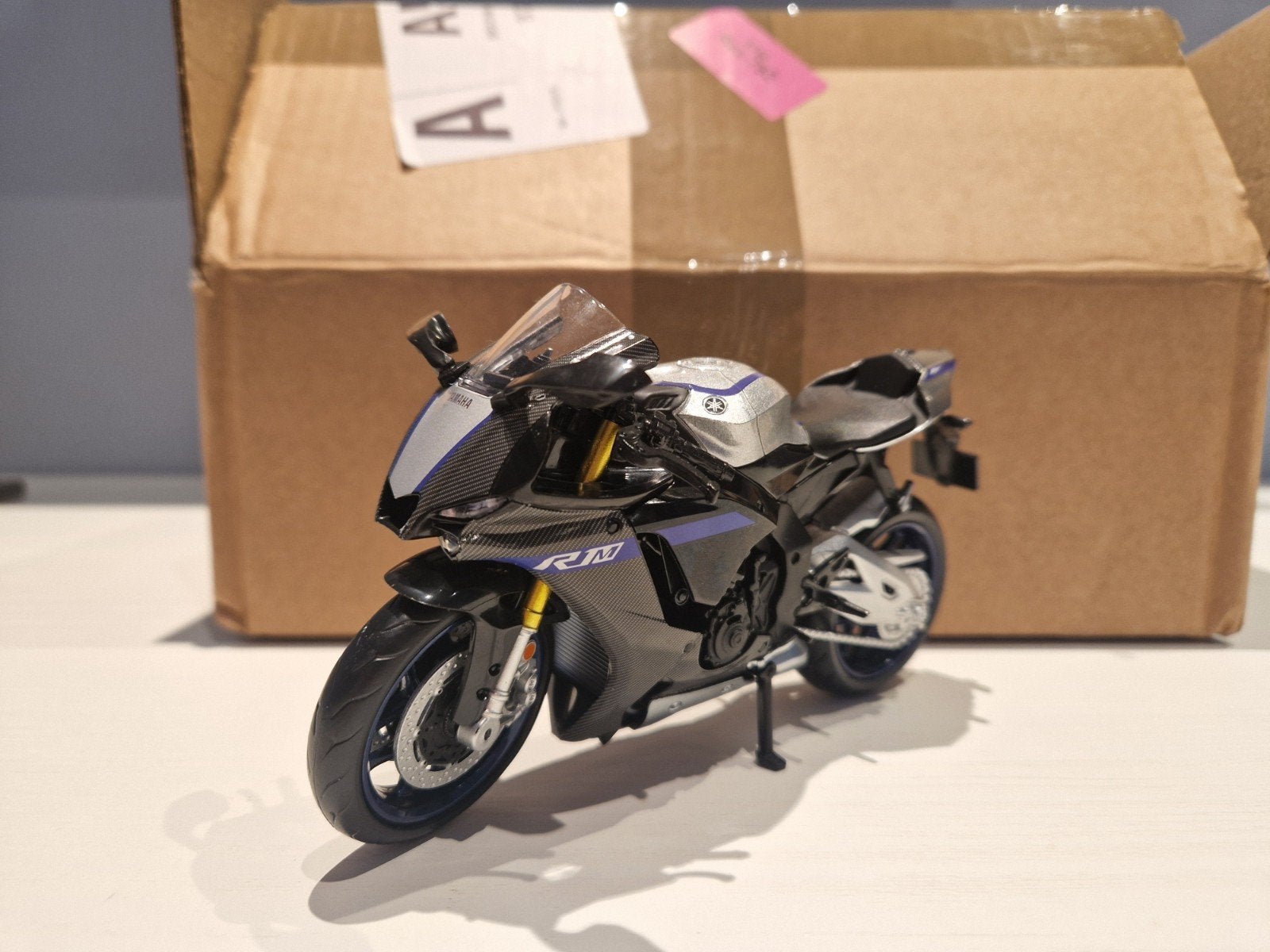 Schaalmodel Yamaha YZF-R1M 1:12 NIEUW, Ophalen of Verzenden