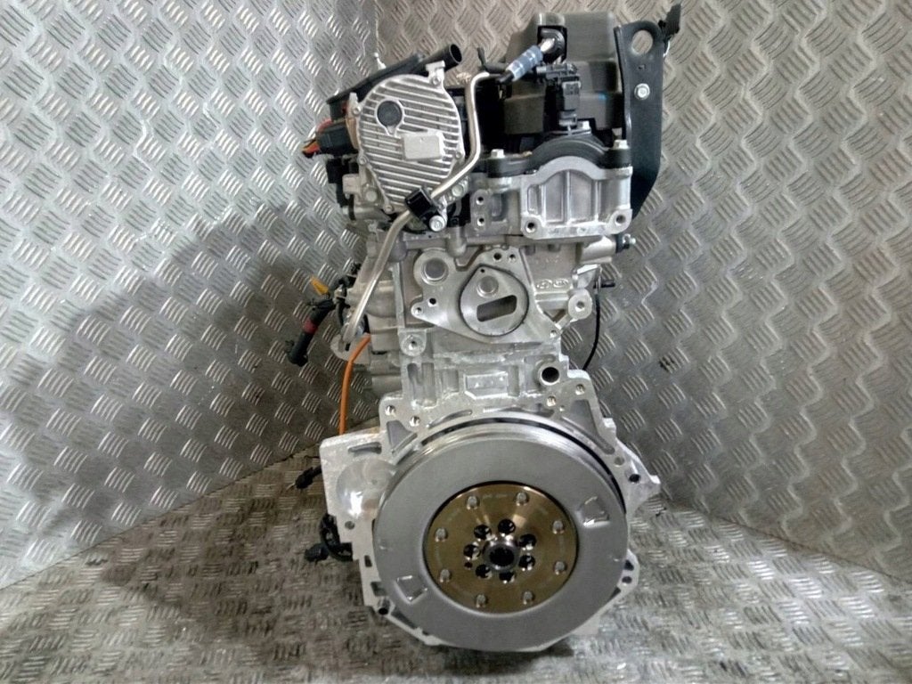 Moteur G4FT Nu TUCSON HYUNDAI GRANDEUR SANTA FE KIA SPORTAGE, Autos : Pièces & Accessoires, Envoi, Utilisé, Skoda
