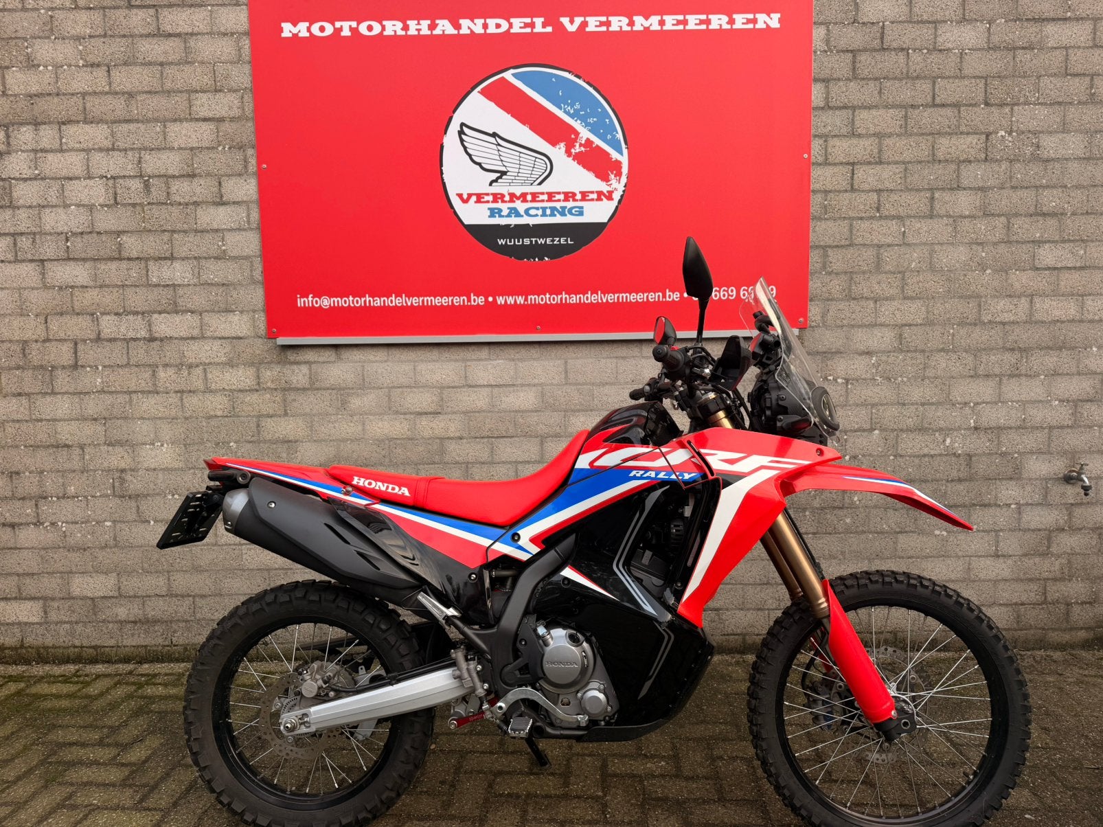 Honda CRF 300 Rally, Bedrijf, Enduro