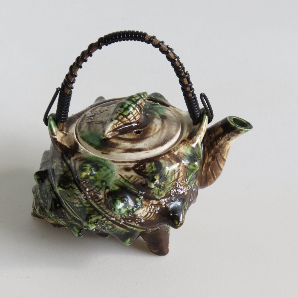 Vintage theepot schelp keramiek majolica 1950, Ophalen of Verzenden