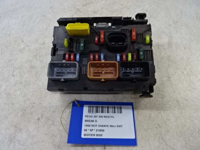 ZEKERINGKAST Peugeot 307 SW (3H) (9661087080), Auto-onderdelen, Gebruikt, Peugeot