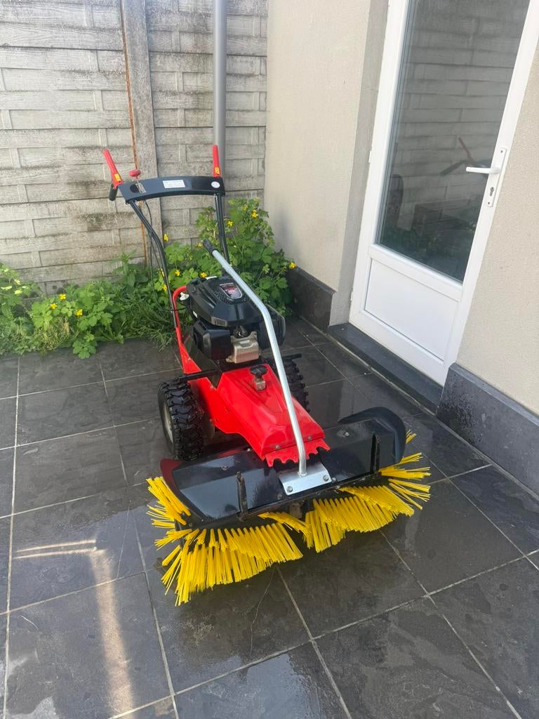 Borstelmachine Honda GCVx 170, Ophalen