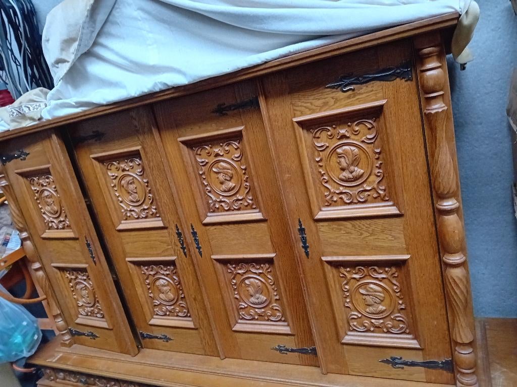 Antieke houten wand kast, Antiek en Kunst, Antiek | Meubels | Kasten, Ophalen