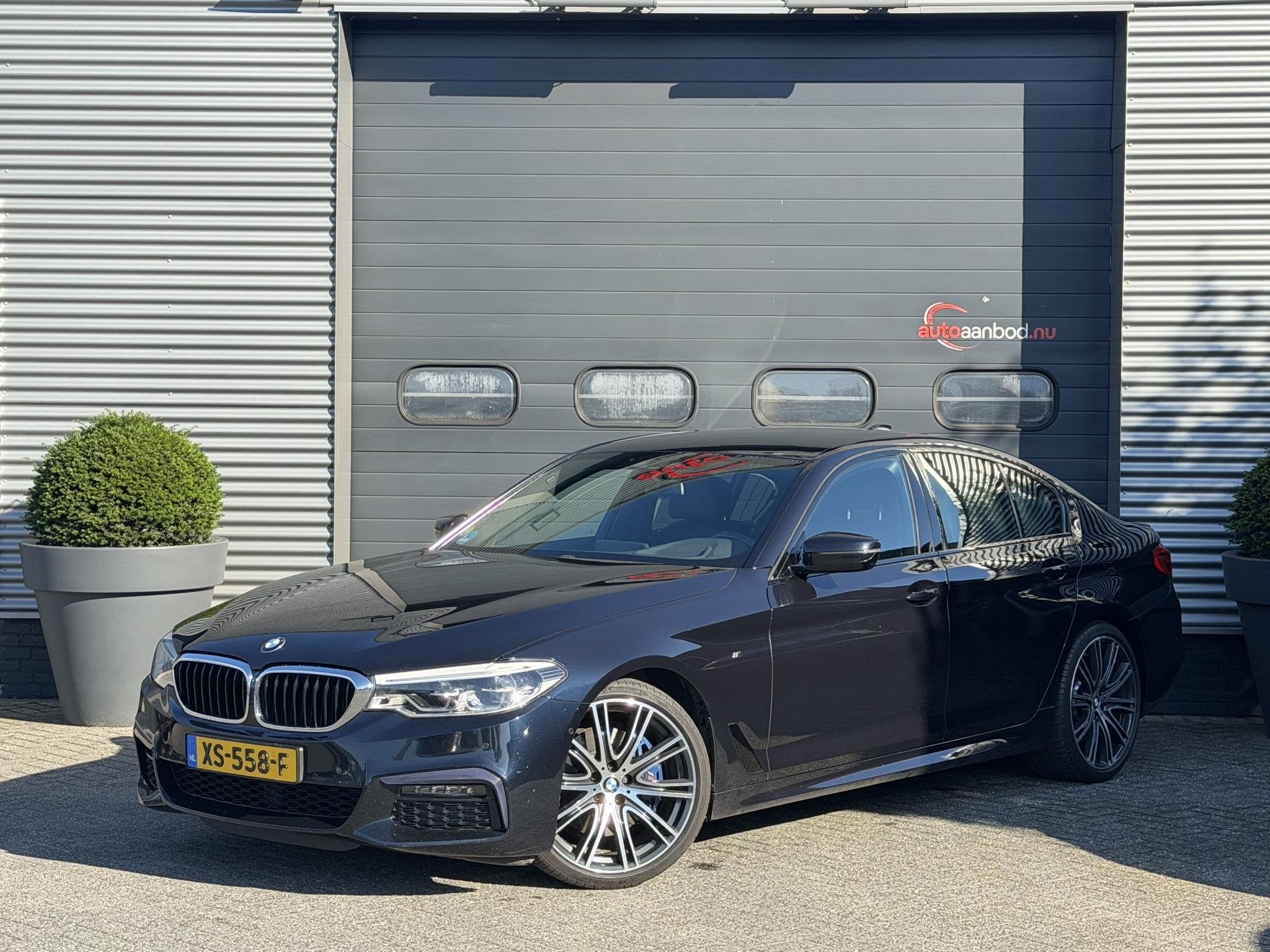 BMW 5-serie 530d High Executive Edition M-Sport | Head-Up Di, Auto's, Automaat, Achterwielaandrijving, Gebruikt, 2993 cc