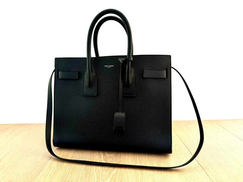 Saint Laurent ´Sac de Jour’, Enlèvement ou Envoi, Comme neuf, Sac à main