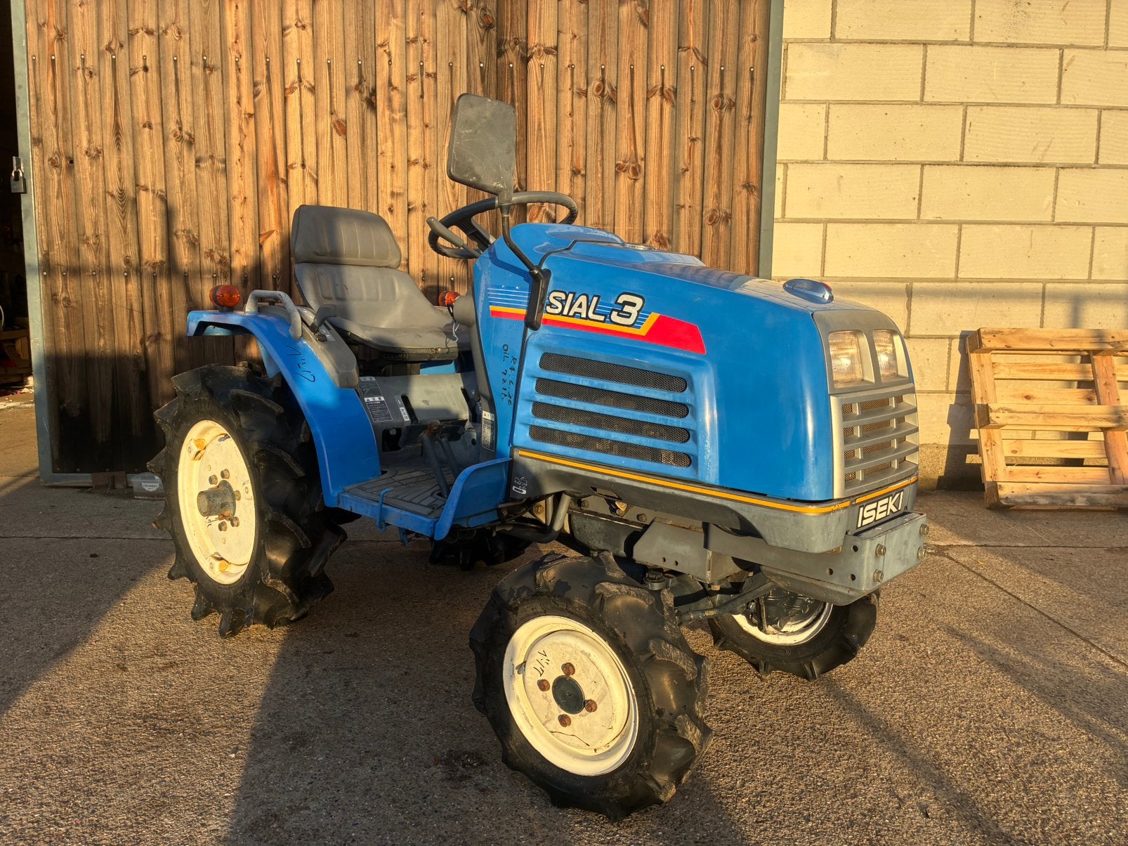 Minitractor Iseki Sial3, Ophalen