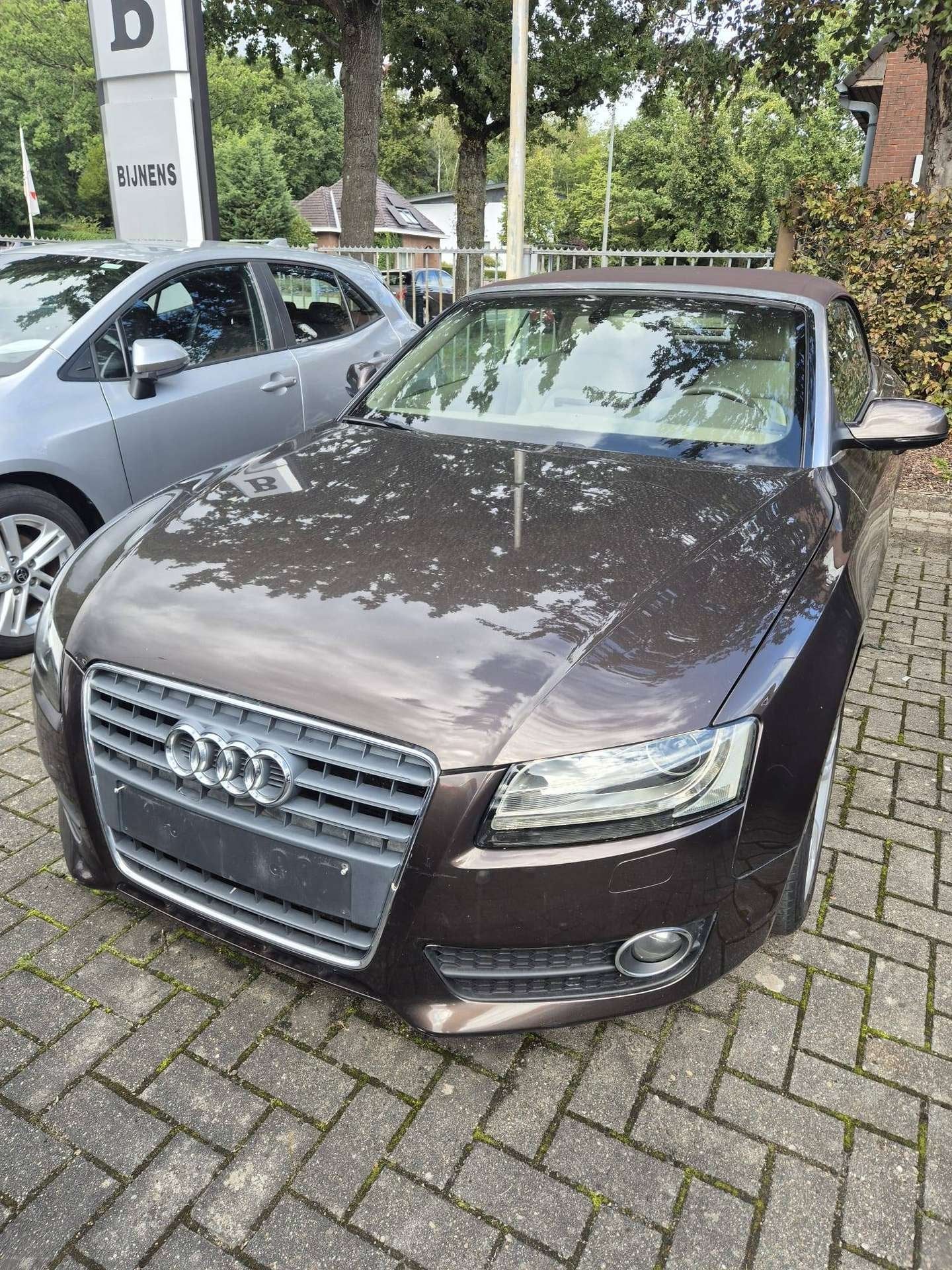 Audi A5 A5 Cabriolet 2.0 TDi Start/Stop DPF, Autos, Cuir, Euro 5, Achat, Beige