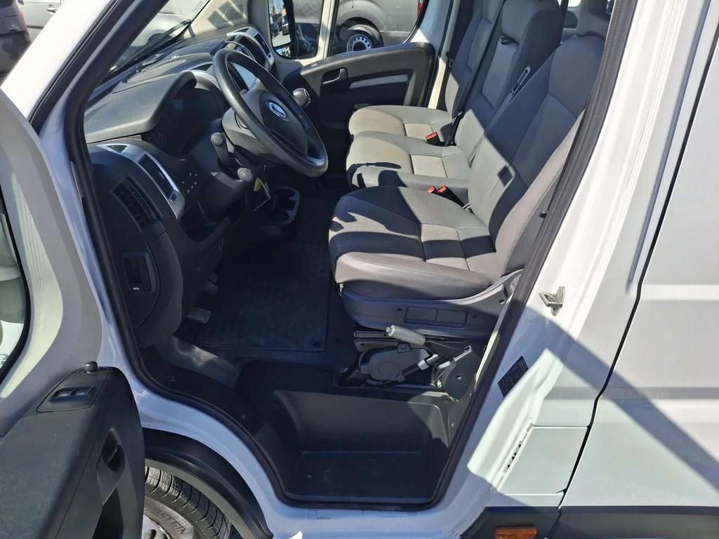 Fiat Ducato maxi 6 places (bj 2021), Auto's, Bestelwagens en Lichte vracht, Gebruikt, Euro 6, 2287 cc, Wit
