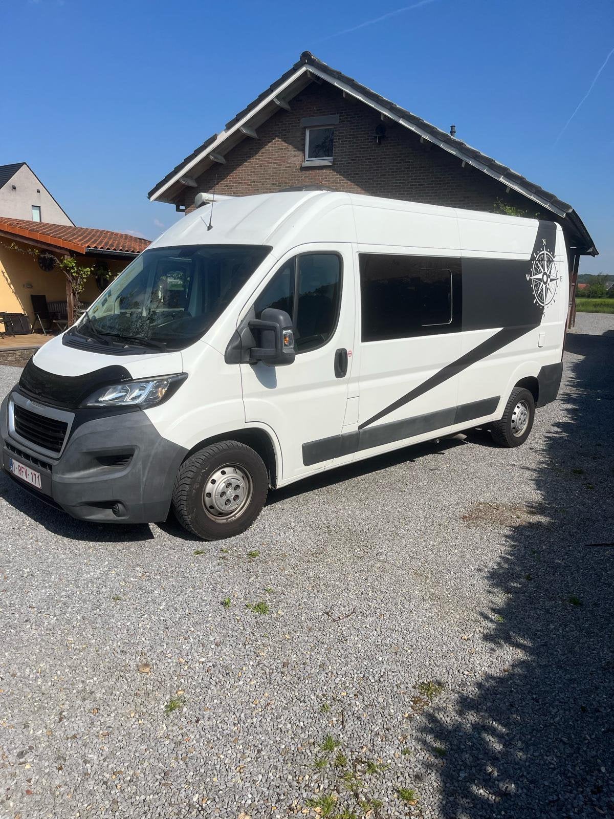 Peugeot Boxer camper te koop, 6 à 7 mètres, Réfrigérateur, Diesel, 6 à 7 mètres