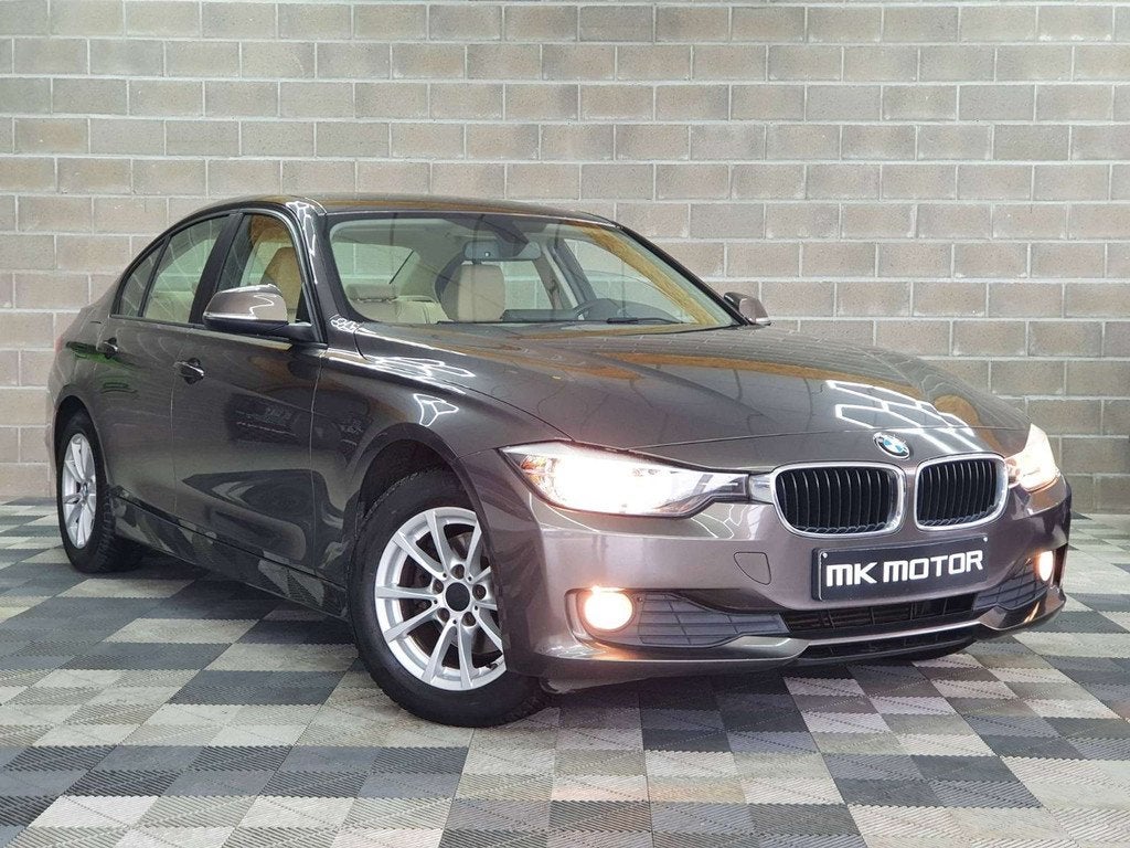 BMW 3 Serie 318 DIESEL 143CV - FULL CARNET - BOITE AUTO, Autos, Cuir, Euro 5, Beige, Entreprise