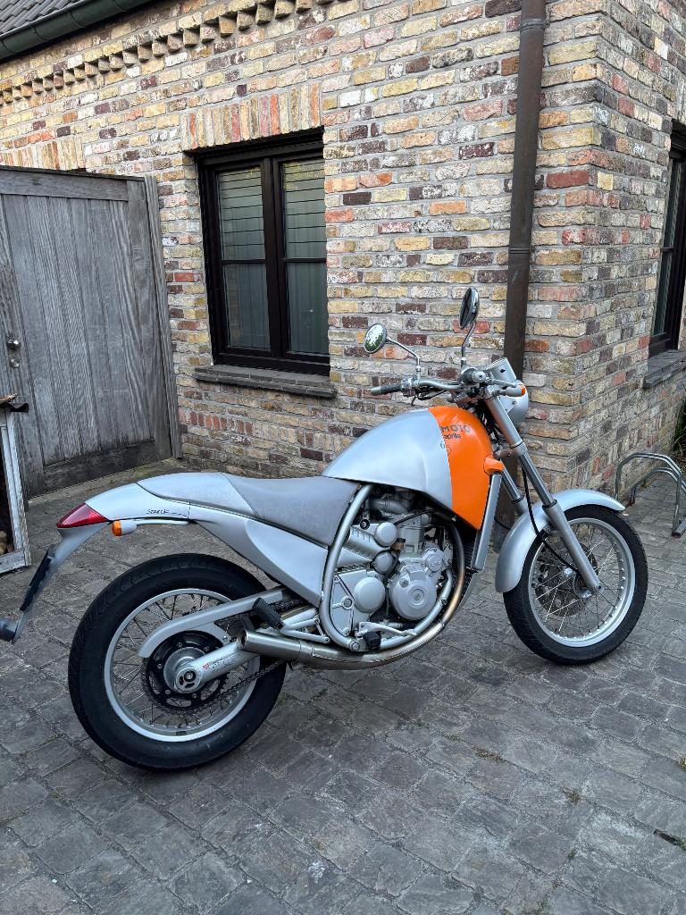 Aprilia moto 6.5 Starck, Motoren, Motoren | Aprilia, 649 cc, Particulier, 1 cilinder, 12 t/m 35 kW