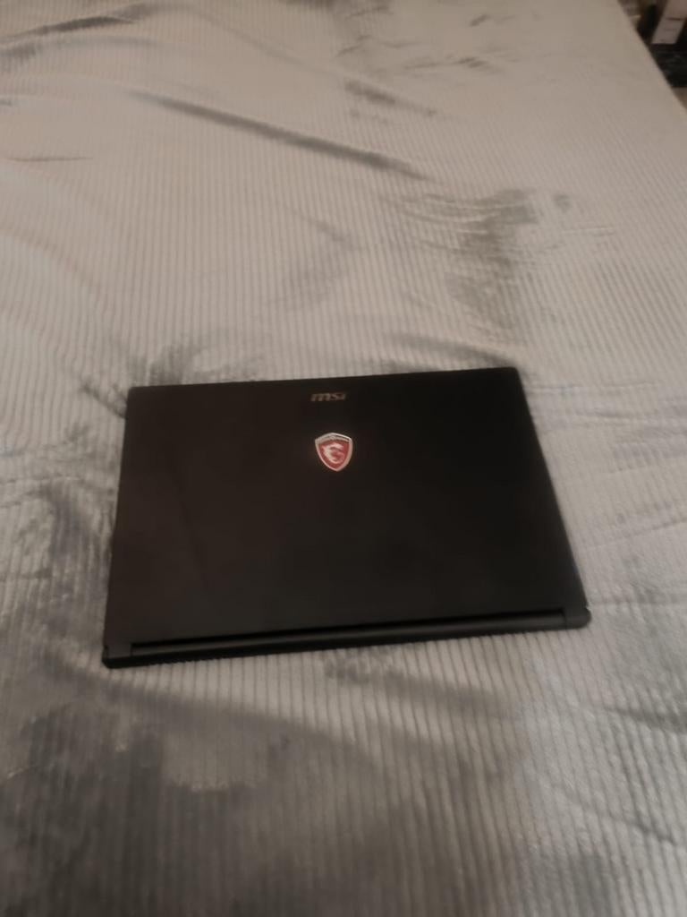 Msi gaming laptop met lader inbegrepen, Computers en Software, Besturingssoftware, Ophalen of Verzenden, Zo goed als nieuw, Windows