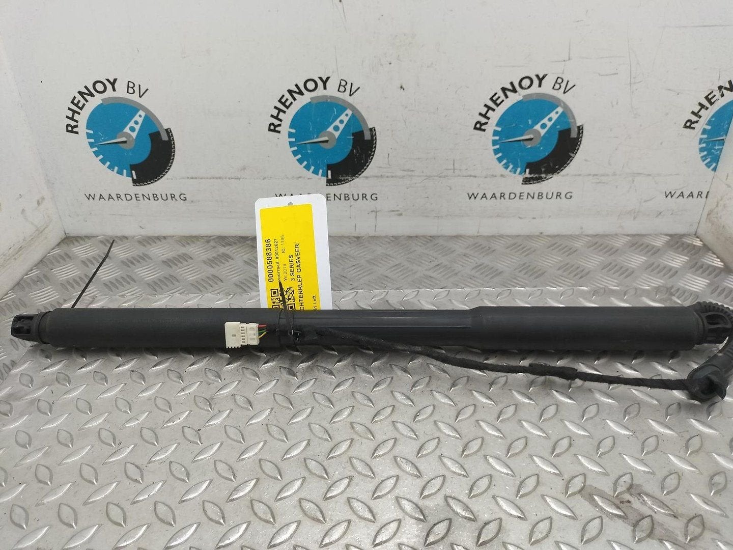 BMW 3 SERIES ACHTERKLEP GASVEER / ELEKTRISCHE SPINDEL 2014, Ophalen of Verzenden, Gebruikt, ARN erkend