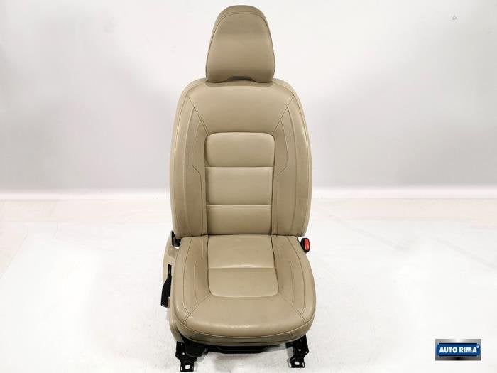 Siège droit d'un Volvo V70, -, 3 mois de garantie, -, -