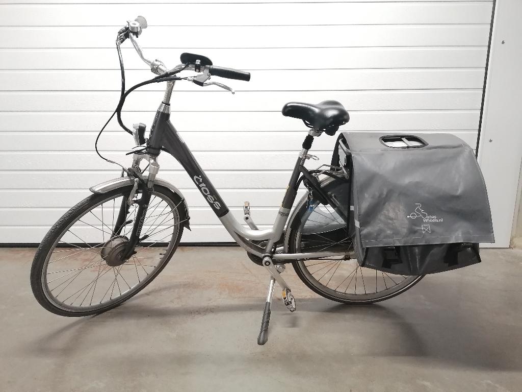 Electrische damesfiets, Fietsen en Brommers, Fietsen | Dames | Damesfietsen, Gebruikt, Versnellingen, Velgrem, Ophalen