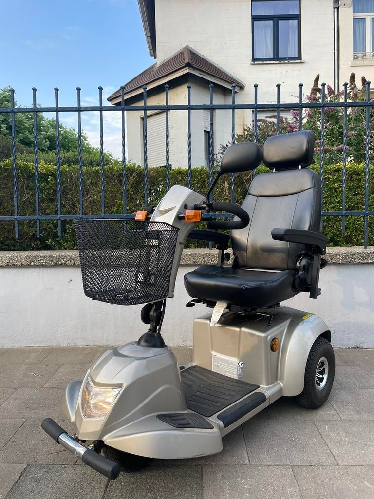 Scootmobiel Vermeiren Ceres-3 voiturette électrique PMR, Divers, Chaises roulantes, Comme neuf, Fauteuil roulant électrique, Pliant
