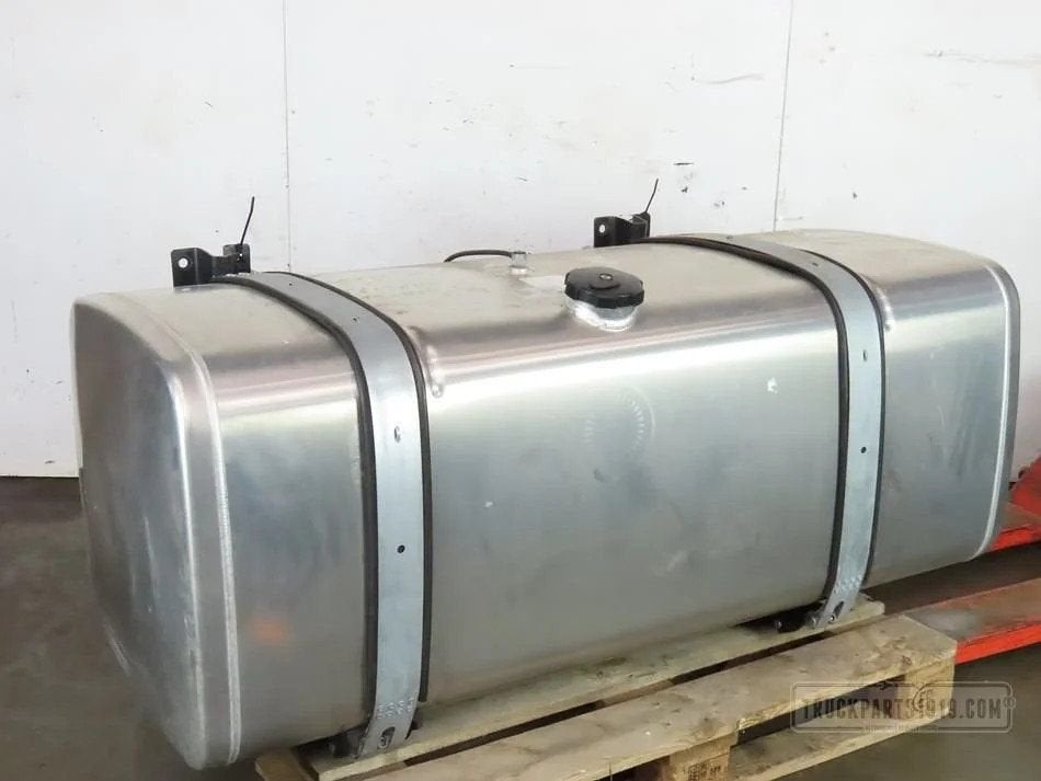 MAN Fuel System Brandstoftank + steunen 590L, Ophalen, Gebruikt, MAN, Brandstofsystemen