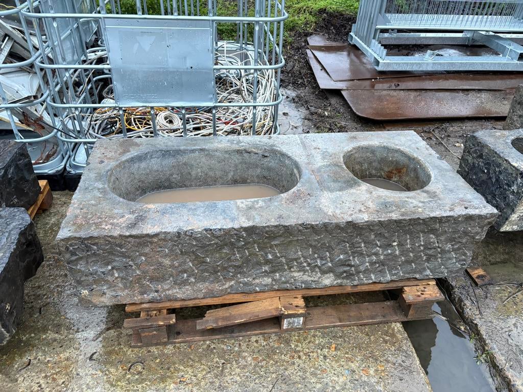 Arduinen bak /trong, Enlèvement, Comme neuf