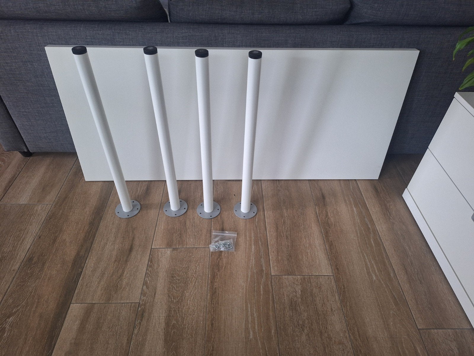 Bureau tafel 140x60x70 hoogte in perfecte staat, Ophalen, IKEA, Wit