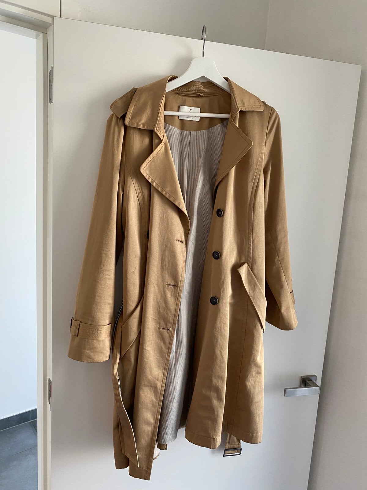 Mayerline trenchcoat 42, Kleding | Dames, Ophalen of Verzenden, Zo goed als nieuw, Beige