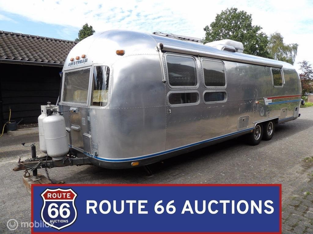 Airstream Land Yacht Sovereign 31 | 1978 | Route 66 Auctions, Auto's, Oldtimers, Overige merken, Zwart, Bedrijf, Handgeschakeld