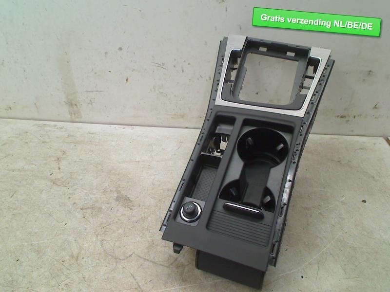 CONSOLE CENTRALE Volkswagen Golf VII (AUA) (5G1864263AM), Autos : Pièces & Accessoires, Volkswagen, Volkswagen AG, Utilisé, Kundenbetreuung@volkswagen.de