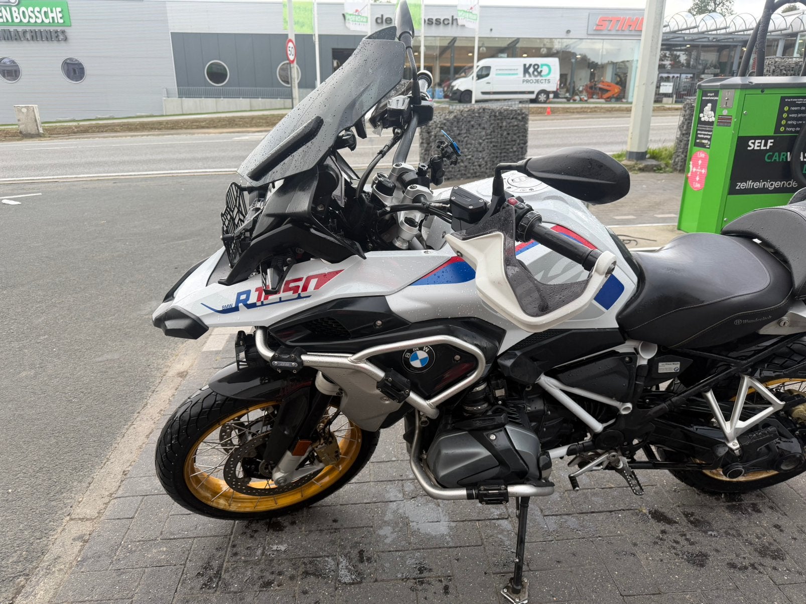 " BMW 1250 GS ", 4 cilinders, Motorrijbewijs A, Cruise Control, Meer dan 35 kW