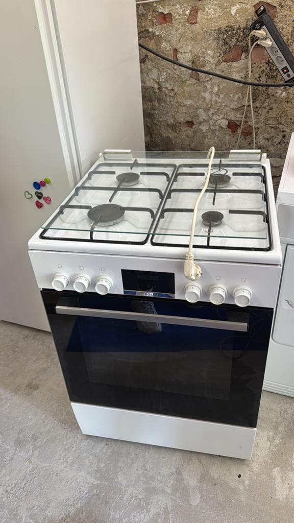 Bosch HXN390D20 elektrische oven en gasfornuis, Elektronische apparatuur, Fornuizen, Ophalen, Zo goed als nieuw