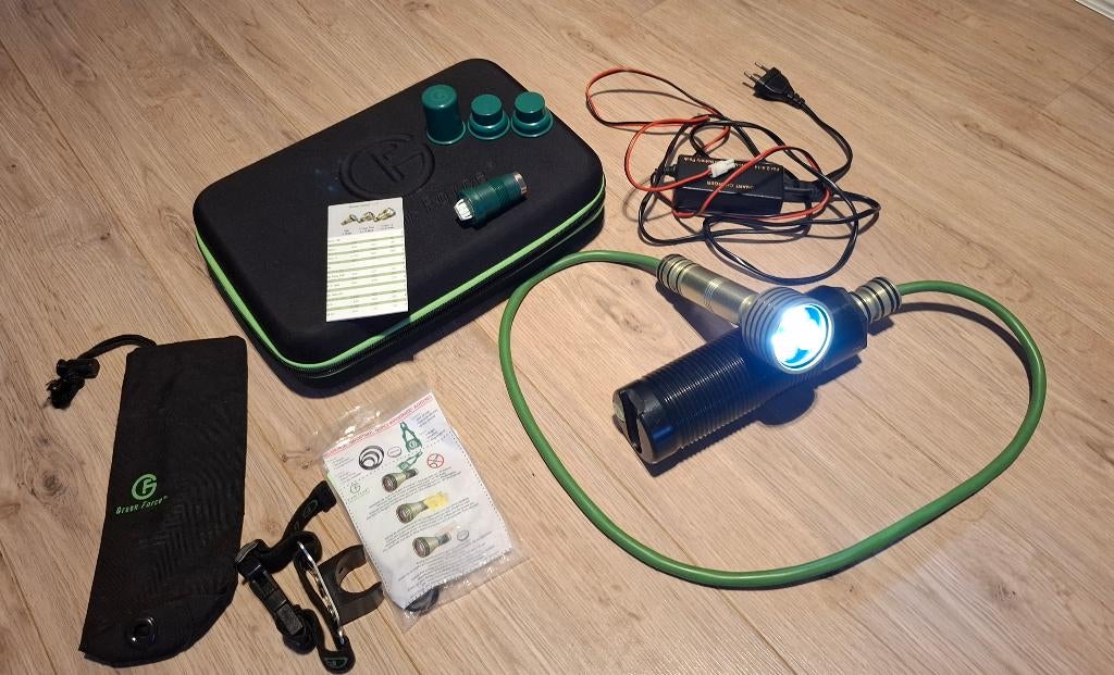 Green force duiklamp met flex II accu, Watersport en Boten, Ophalen of Verzenden, Gebruikt, Duiklamp