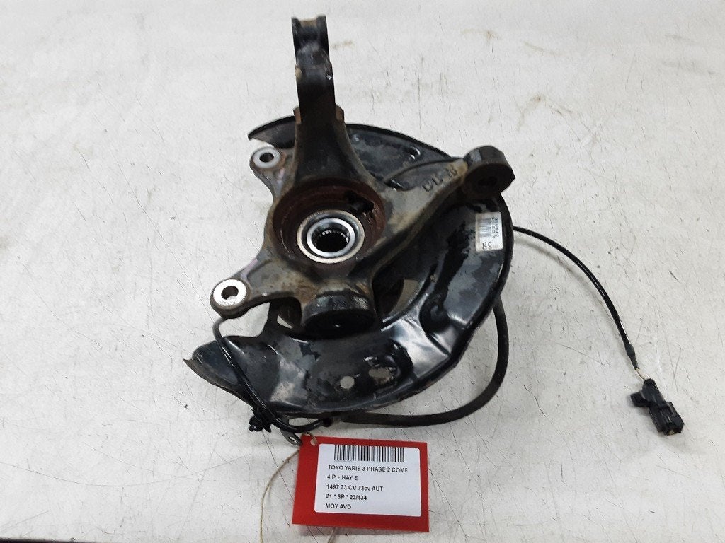 MOYEU DE ROUE AVANT DROIT Toyota Yaris III (P13) (500068), Kundenbetreuung@toyota.de, Toyota, Utilisé, Toyota-Allee 2
50858  Köln, DE