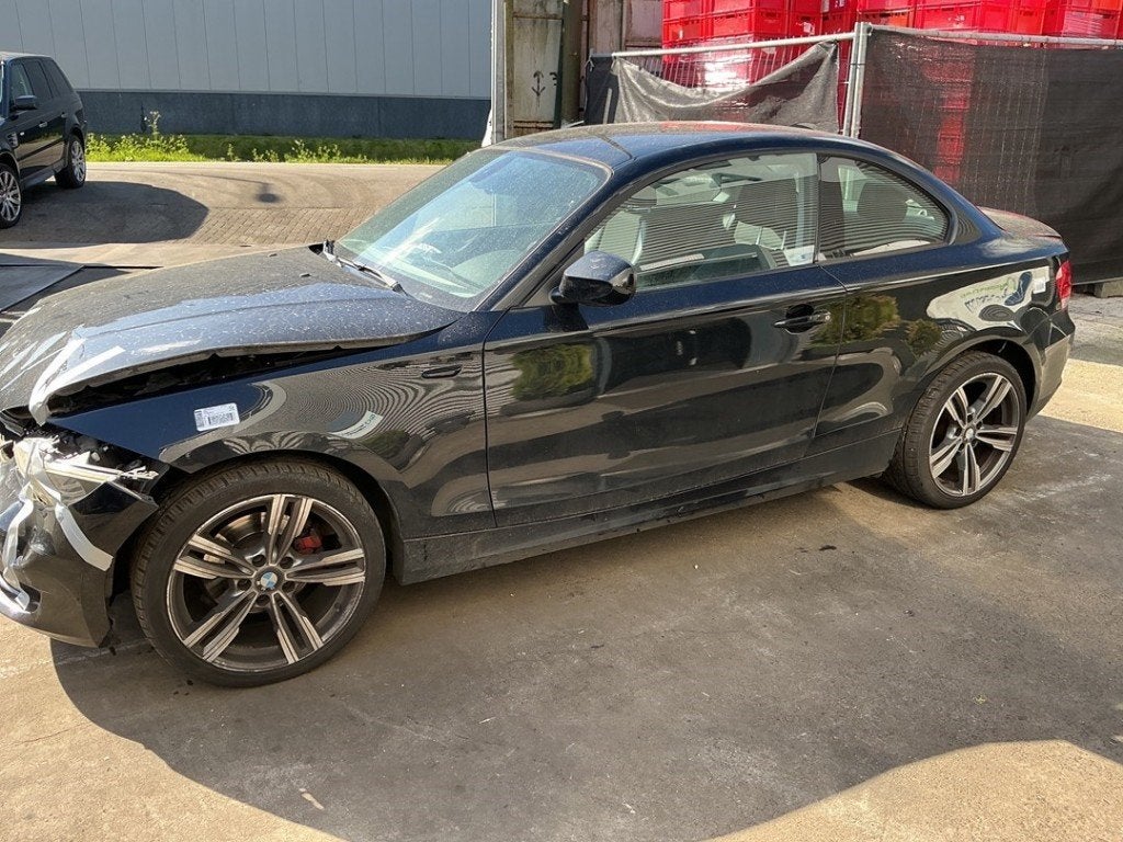 AMORTISSEUR OU ABSORBEUR DE CHOC AVANT GAUCHE 1 serie (E82), Utilisé, BMW, Petuelring 130
80809  München, DE, Bayerische Motoren Werke AG