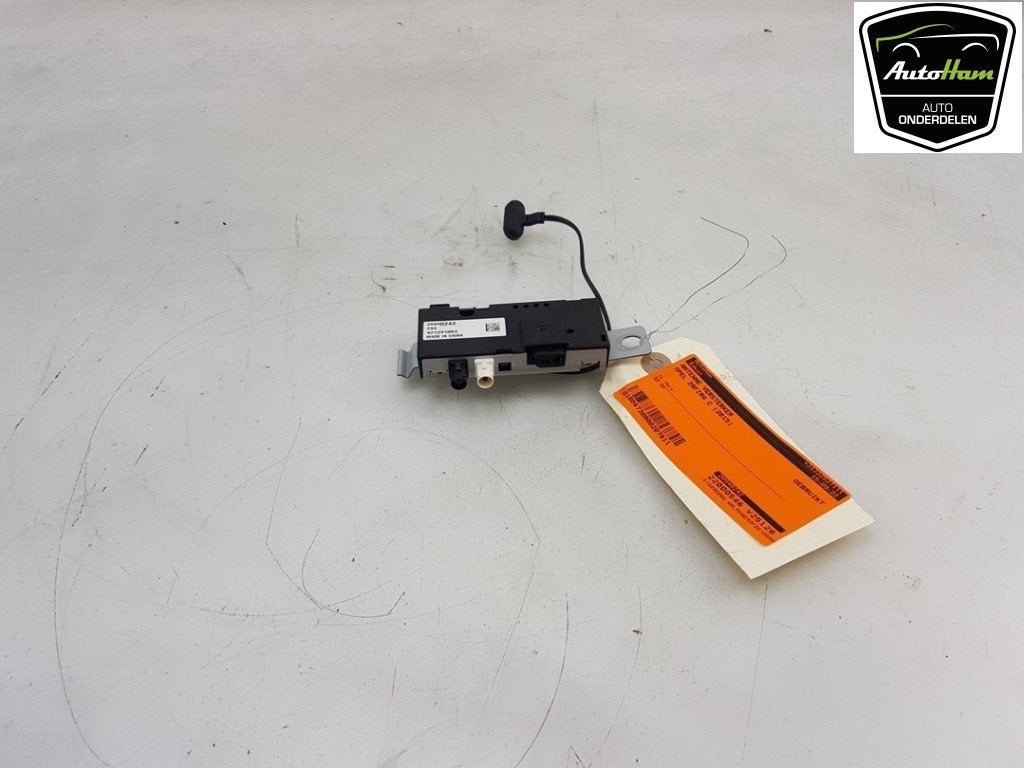 AMPLIFICATEUR D'ANTENNE Opel Zafira Tourer (P12), Opel, Opel Automobile GmbH, Utilisé, Kontakt-opel@opel.com