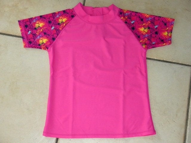 Een zwemshirt, maat 158-164, als nieuw, Kinderen en Baby's, Kinderkleding | Maat 158, Ophalen, Zo goed als nieuw, Meisje, Sport- of Zwemkleding