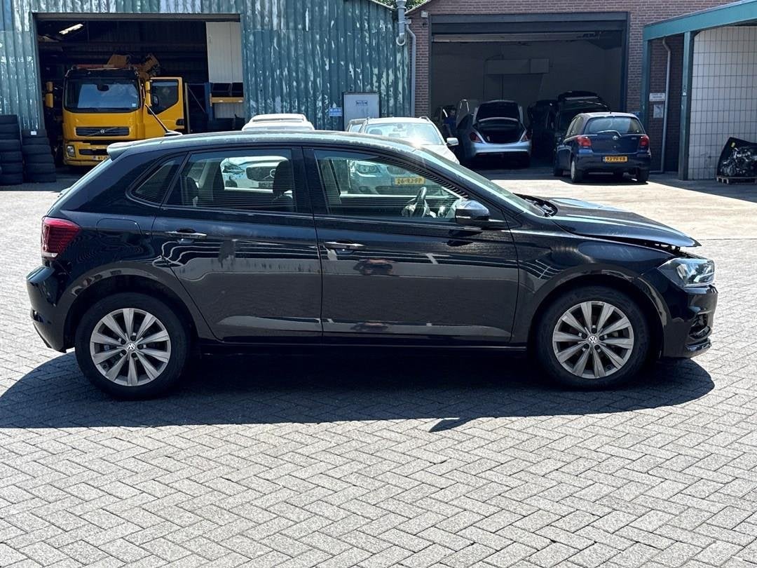 Volkswagen Polo 1.0 TSI Highline , Airco , PDC , Navi, Gebruikt, Euro 6, 95 pk, Zwart