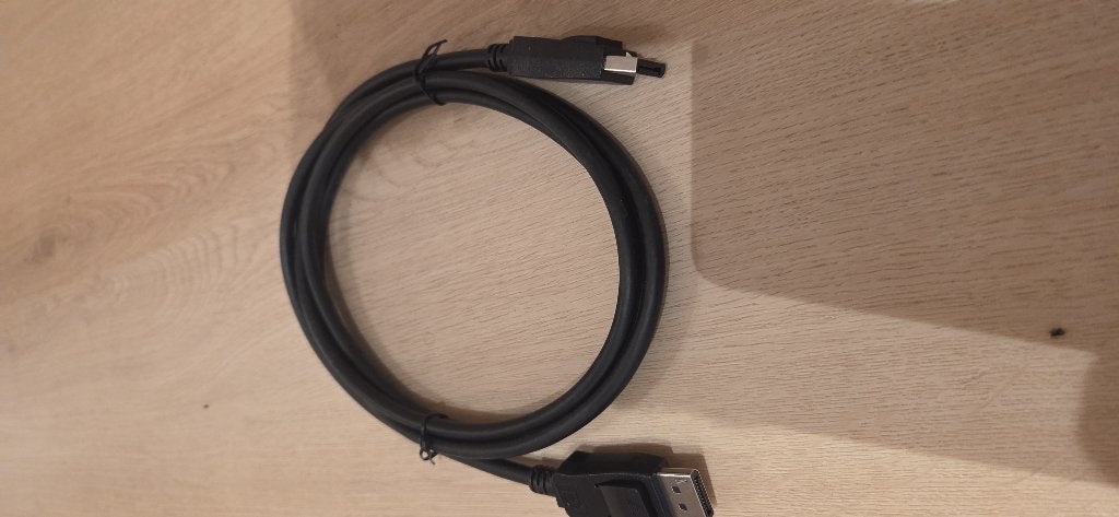 DisplayPort naar Mini DisplayPort kabel, Enlèvement, Utilisé
