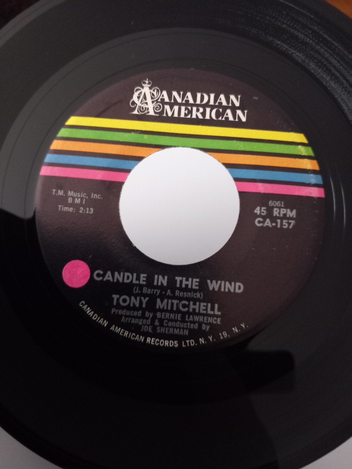 TONY MITCHELL. CANDLE IN THE WIND. POPCORN US 45T, Ophalen of Verzenden