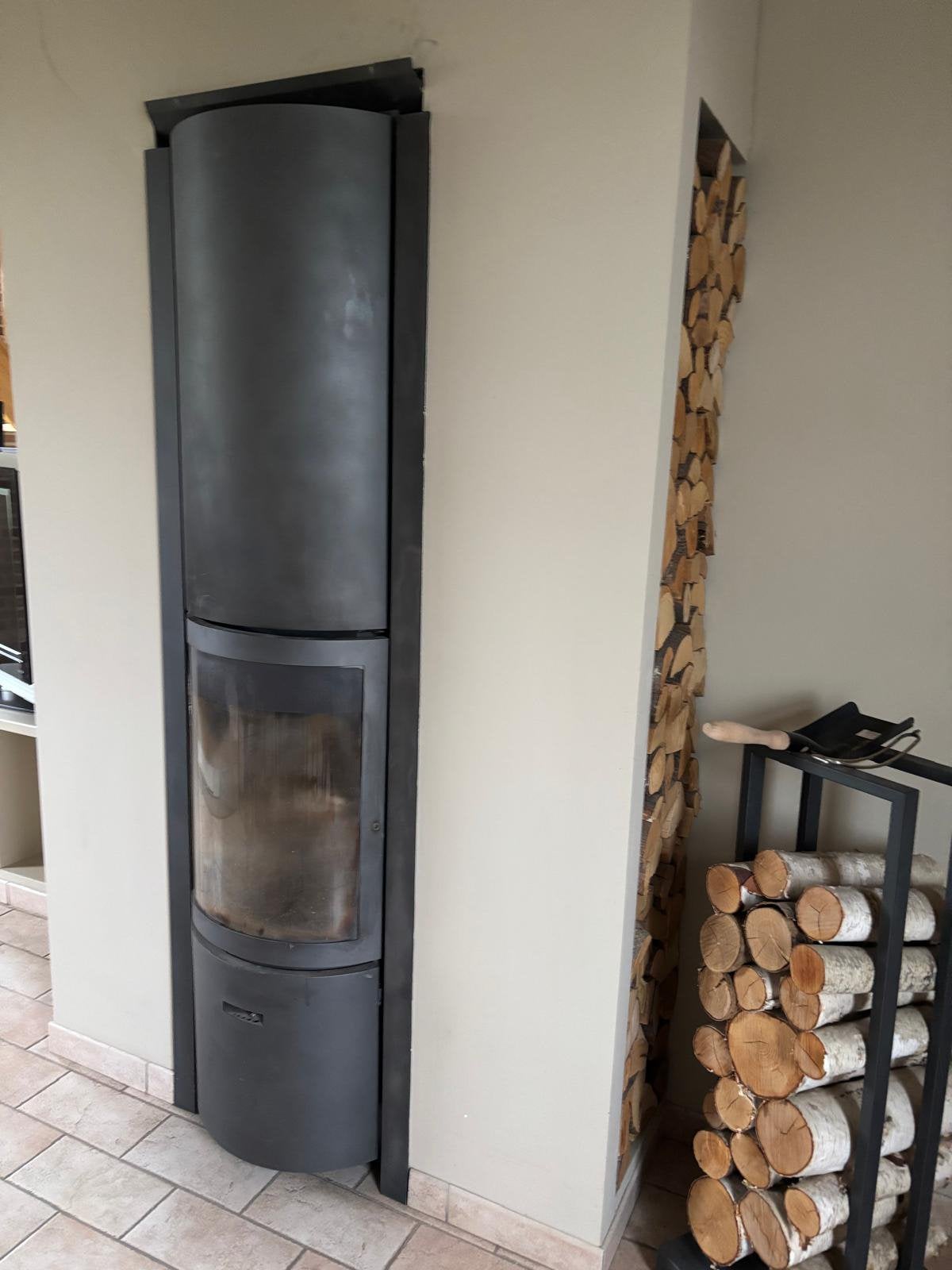 Poêle à bois/Feu au bois STUV30IN, Maison & Meubles, Encastré, Comme neuf, Enlèvement, Bois